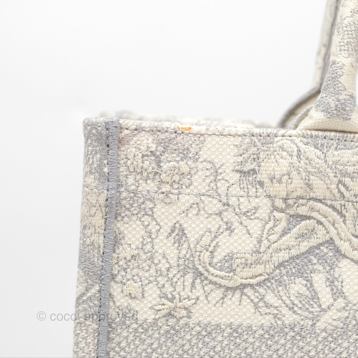 Christian Dior Medium (Old Small) Embroidered Toile De Jouy Light Grey Canvas Book Tote