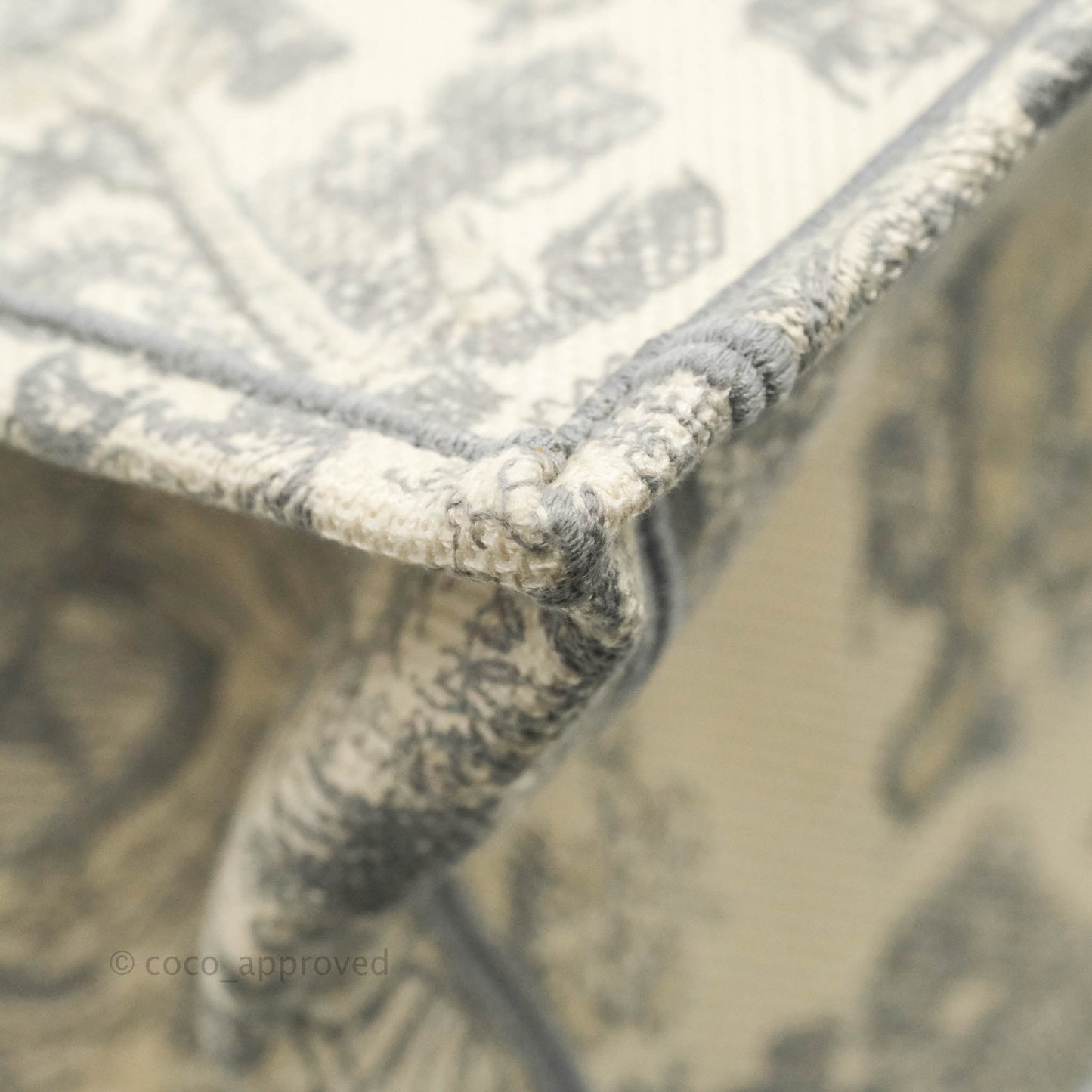 Christian Dior Medium (Old Small) Embroidered Toile De Jouy Light Grey Canvas Book Tote