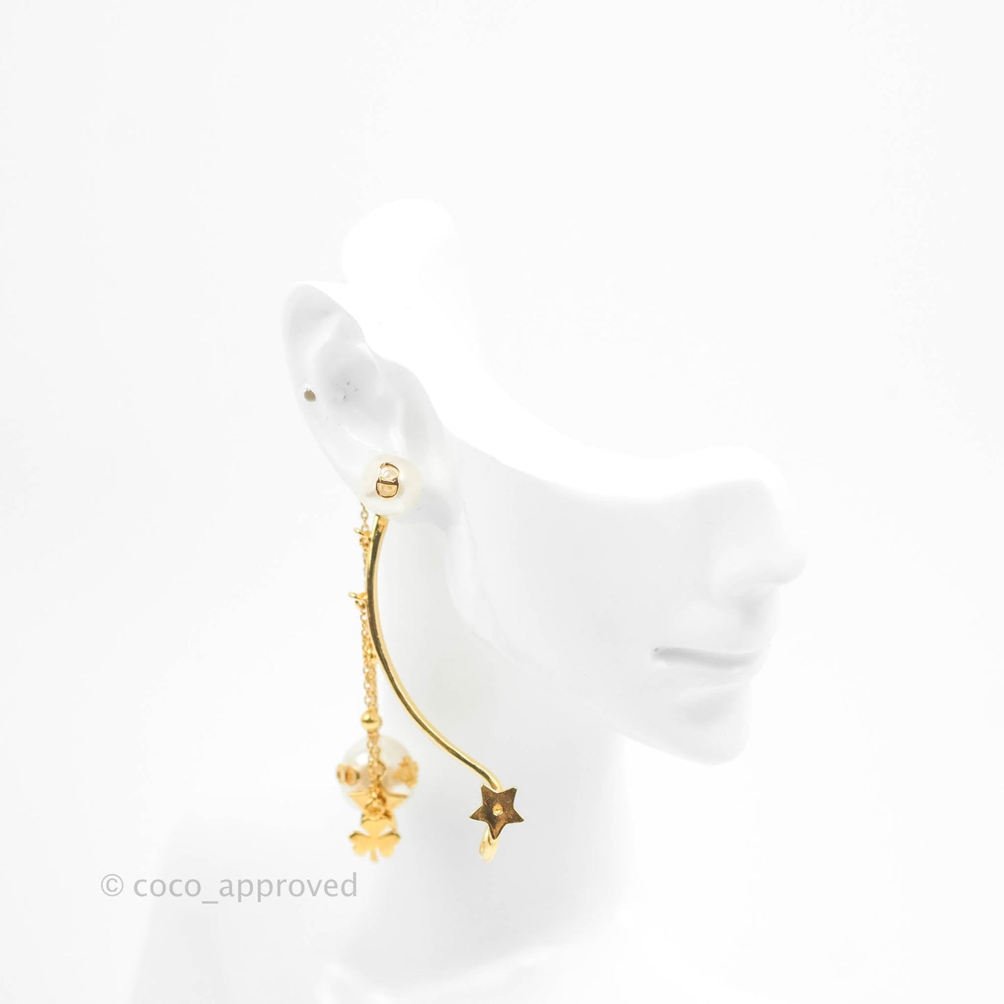 Christian Dior Perles De Désir Ladies Yellow Gold Long Drop Single Detachable Earring