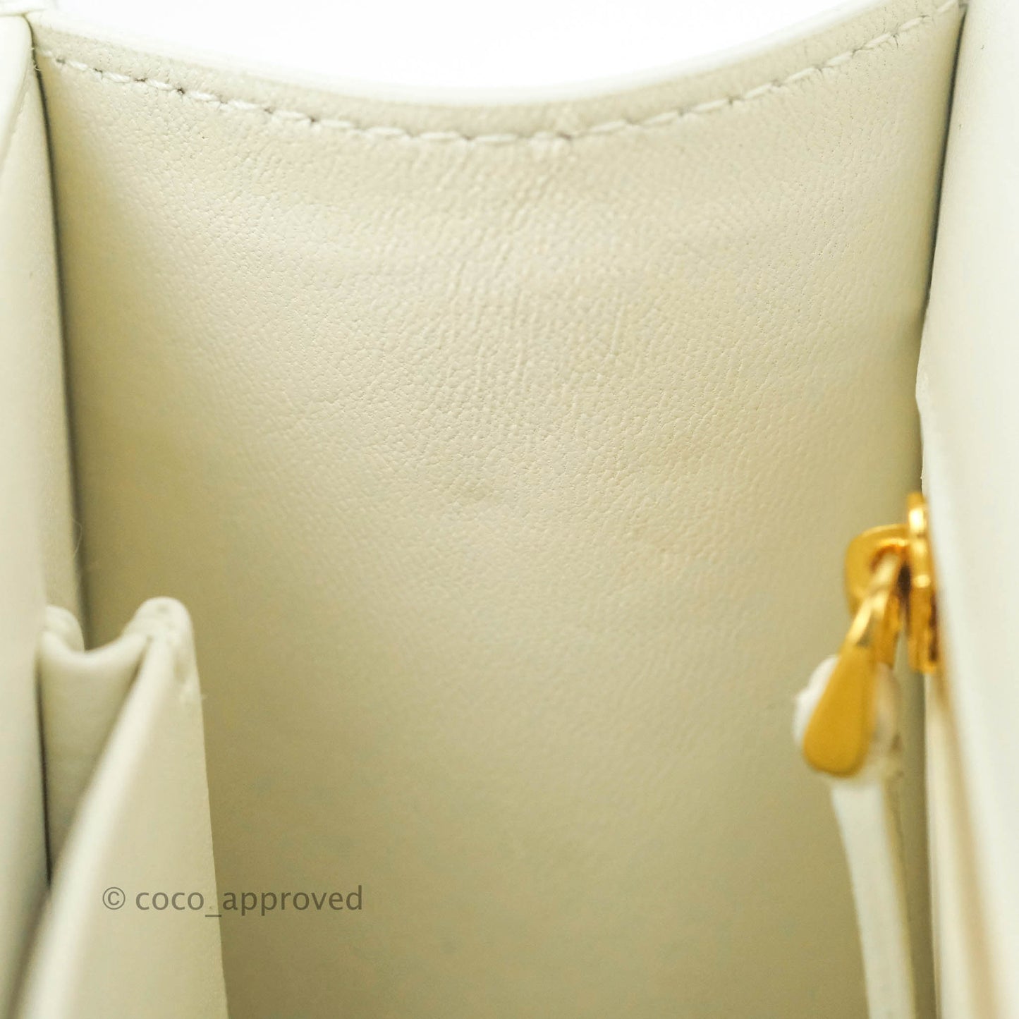 Christian Dior 30 Montaigne Bag White Calfskin Gold Hardware
