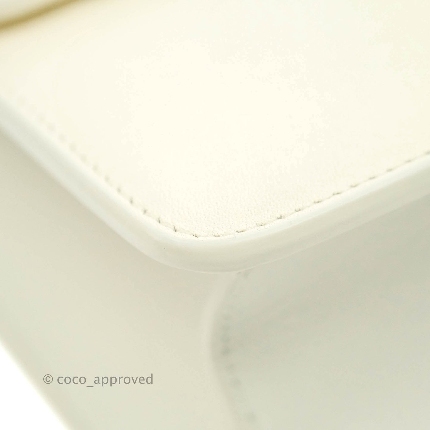 Christian Dior 30 Montaigne Bag White Calfskin Gold Hardware