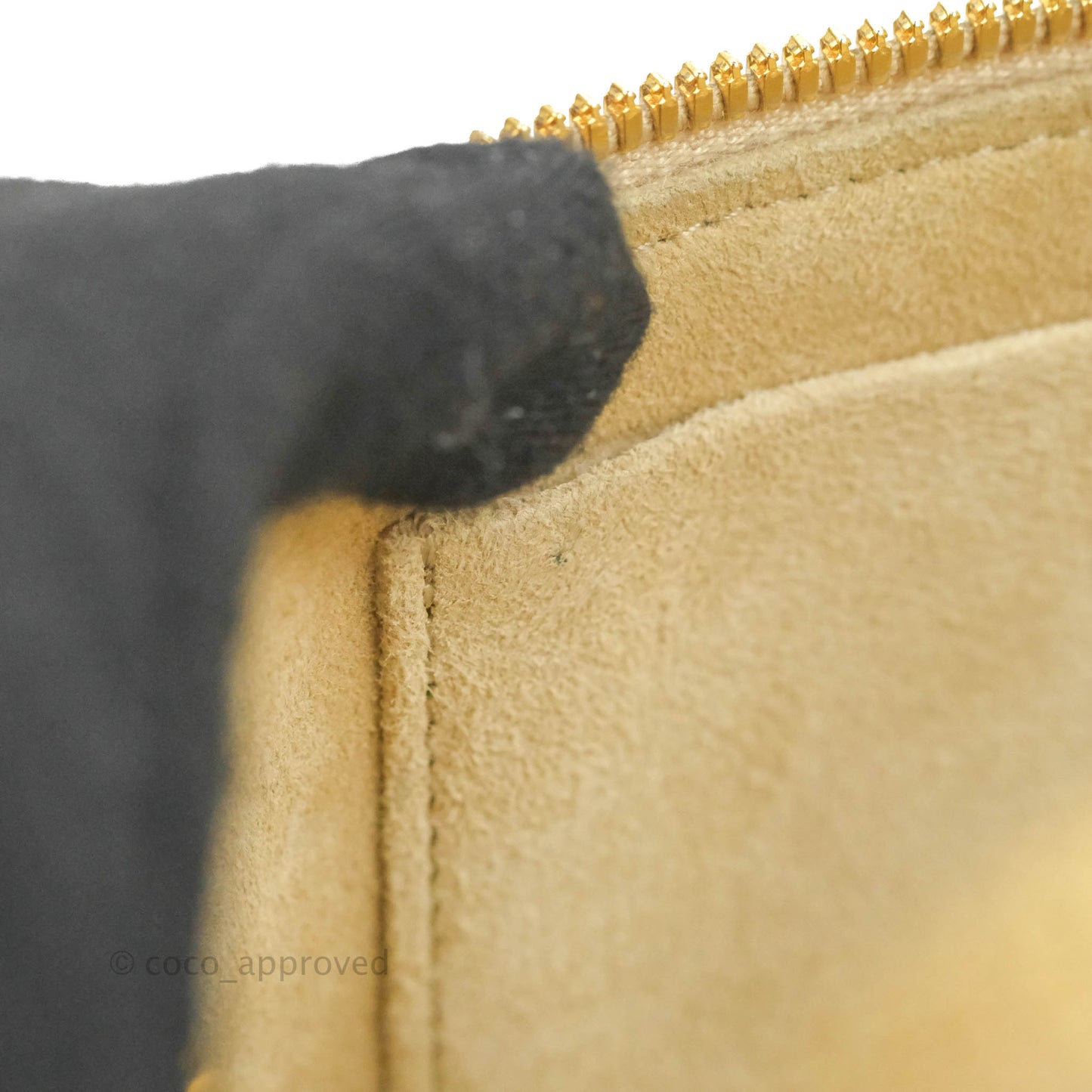 Christian Dior Small Diortravel Vanity Case Beige Lambskin Cannage