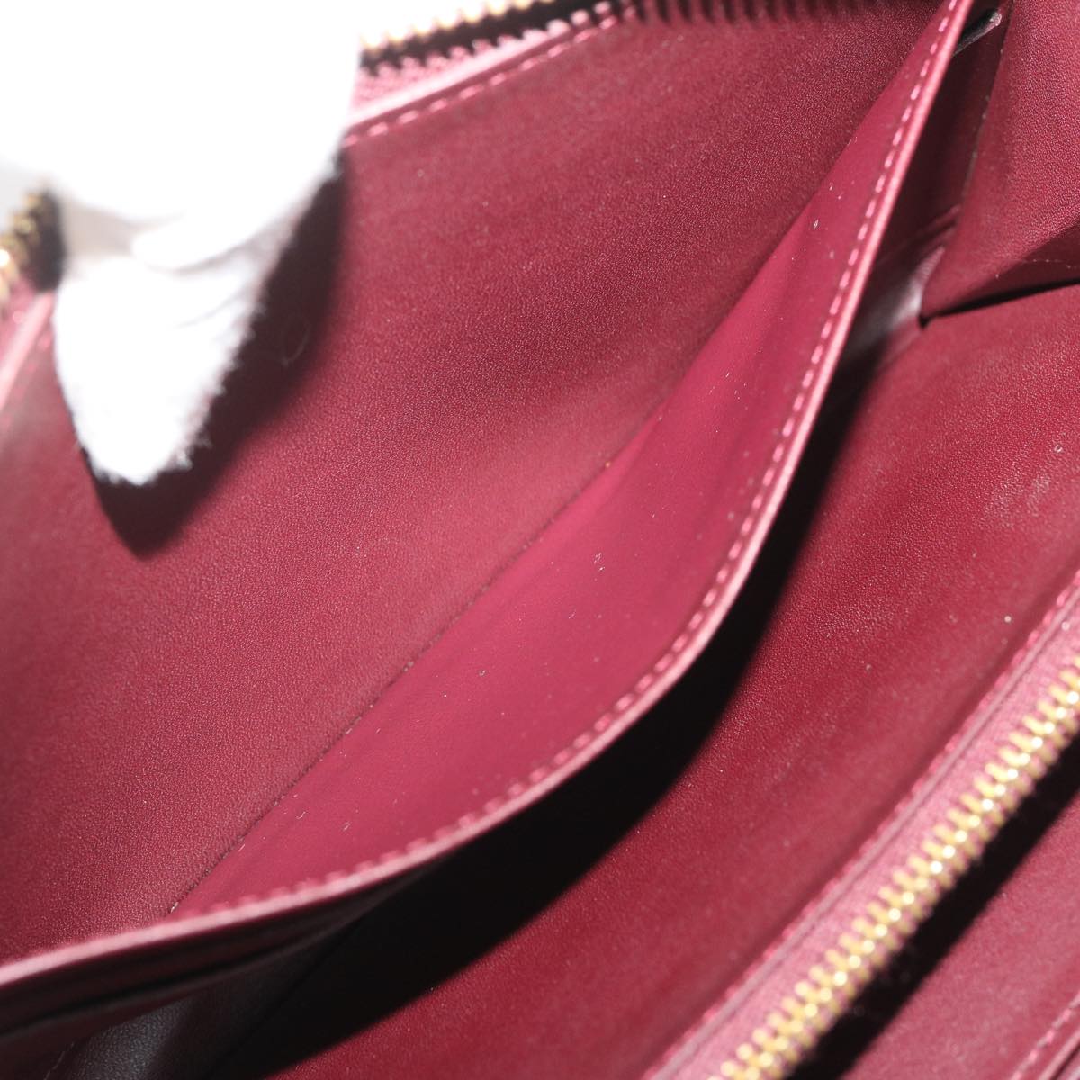 Louis Vuitton Bordeaux Patent leather Portefeuille zippy wallet accessories