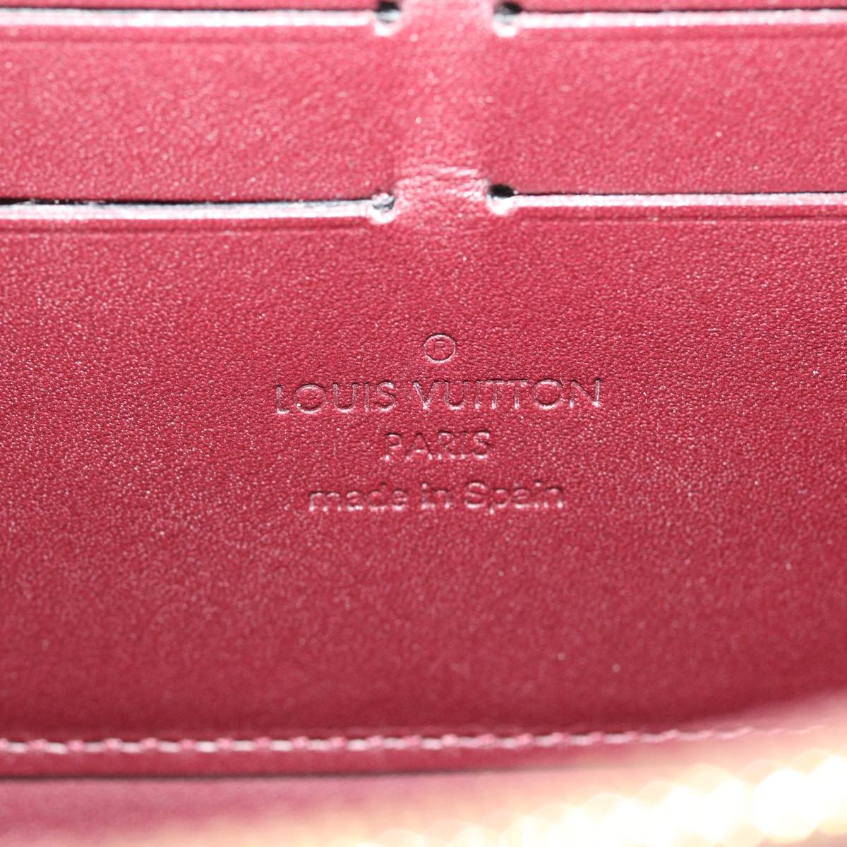 Louis Vuitton Bordeaux Patent leather Portefeuille zippy wallet accessories