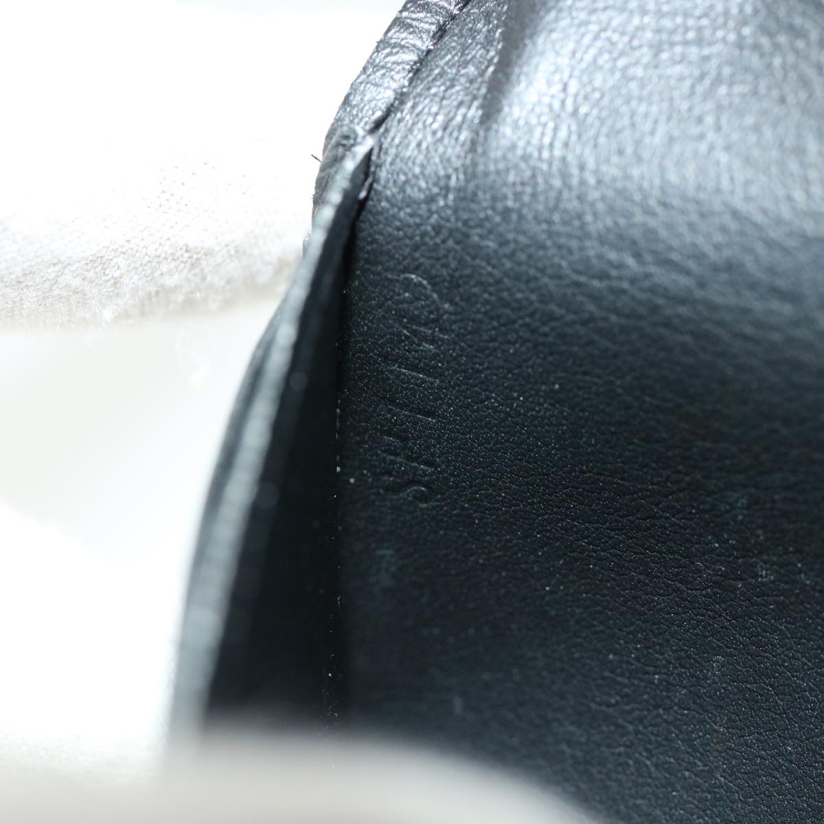 Louis Vuitton Black Leather Portefeuille Brazza wallet accessories