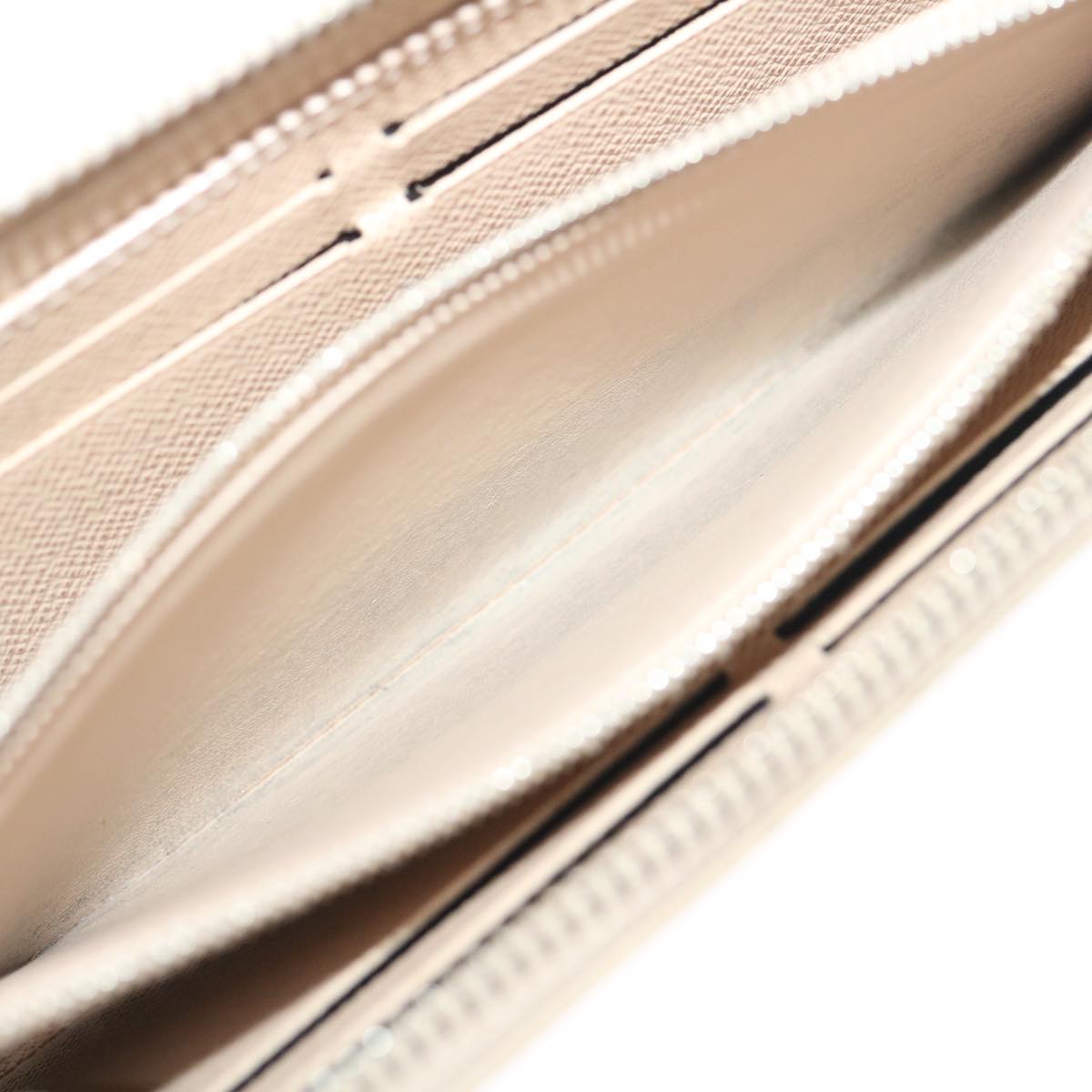 Louis Vuitton Beige Leather Portefeuille Clemence wallet accessories
