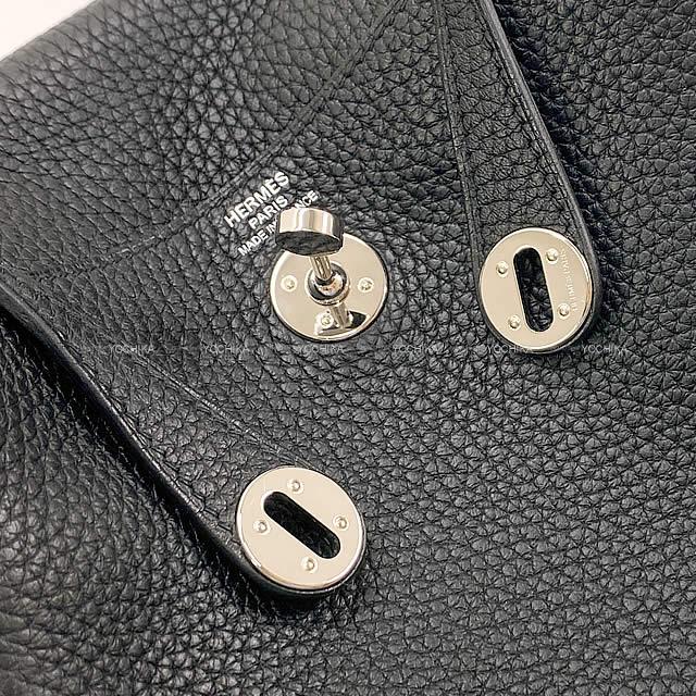 HERMES Shoulder bag Lindy 20 mini Noir (Black) Taurillon Clemence Silver HW Stamp