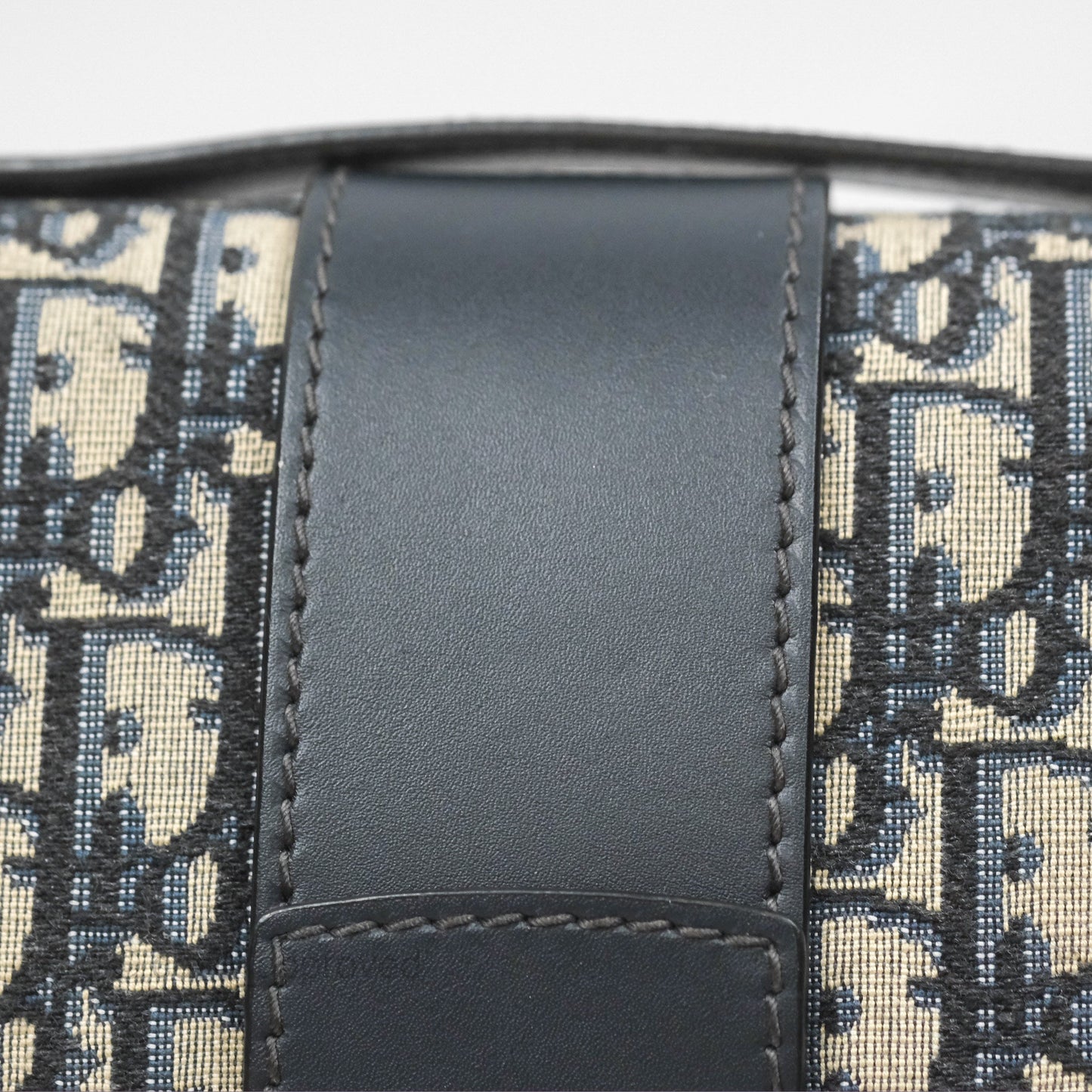 Dior 30 Montaigne Bag Navy Dior Oblique Jacquard