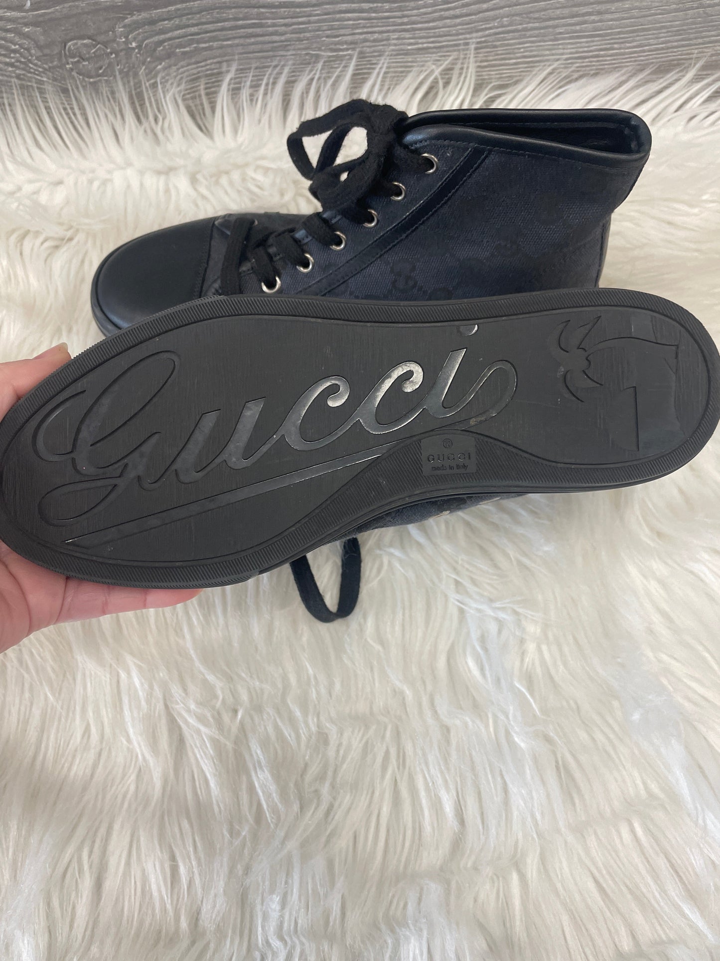 Black Shoes Luxury Designer Gucci, Size 6.5