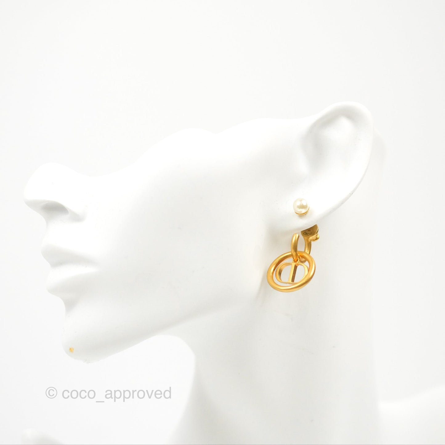 Dior 30 Montaigne Pearl Drop Earrings Gold Tone