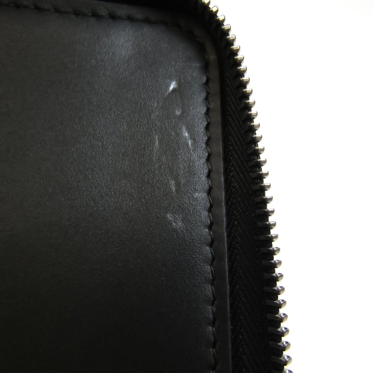 Louis Vuitton Black Leather Zippy organizer wallet accessories
