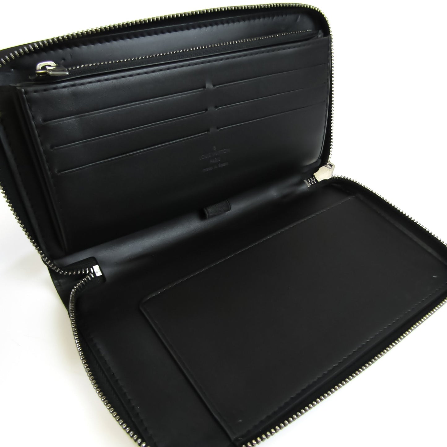 Louis Vuitton Black Leather Zippy organizer wallet accessories