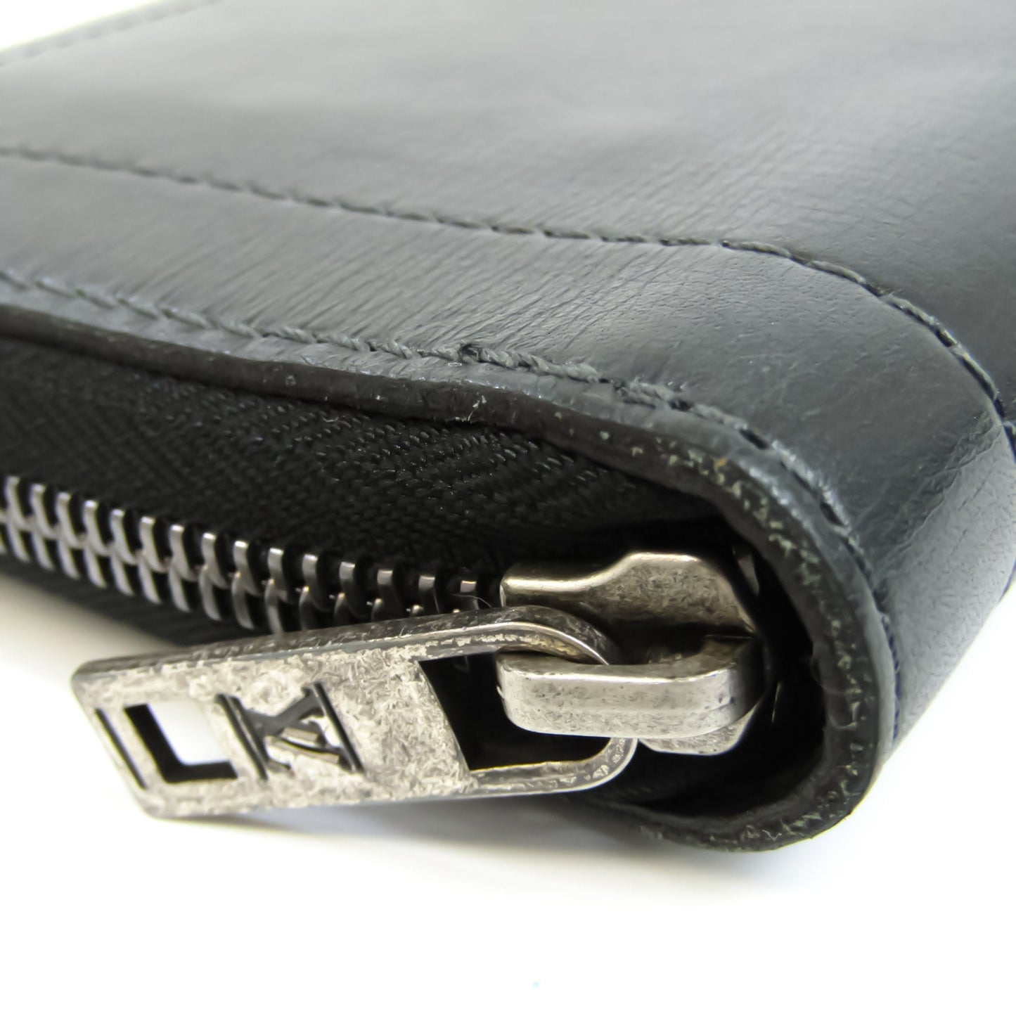 Louis Vuitton Black Leather Zippy organizer wallet accessories