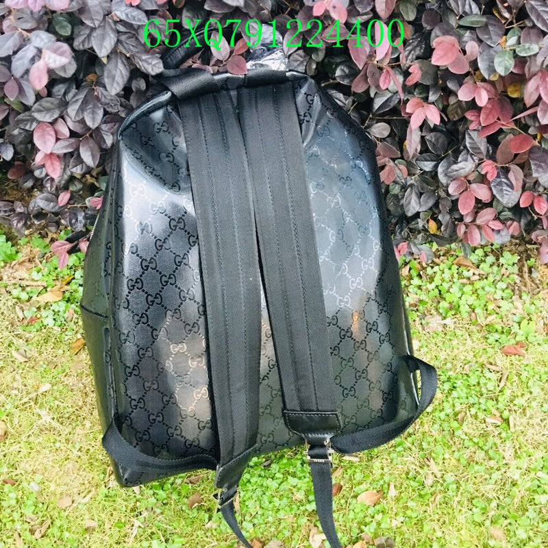 Gucci Bags - The Tote 1043