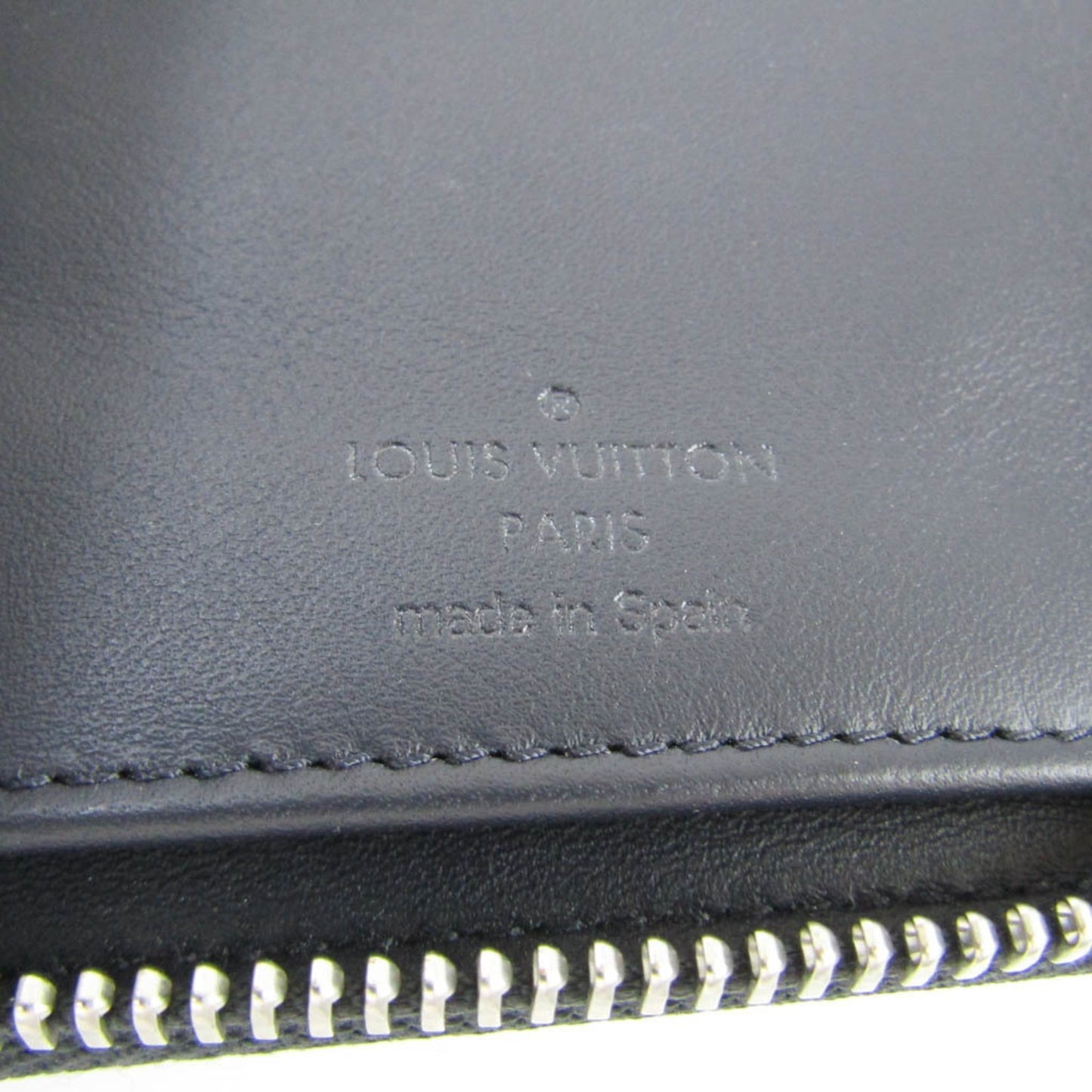 Louis Vuitton Black Canvas Zippy Wallet Vertical wallet accessories