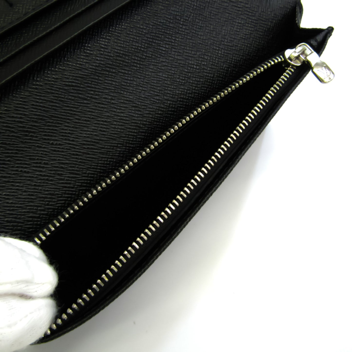 Louis Vuitton Gray Canvas Portefeuille Brazza wallet accessories