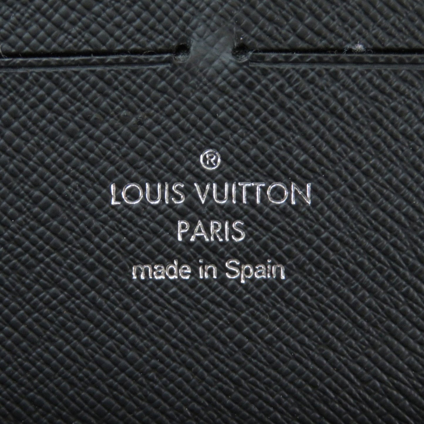 Louis Vuitton Black Leather Zippy organizer wallet accessories