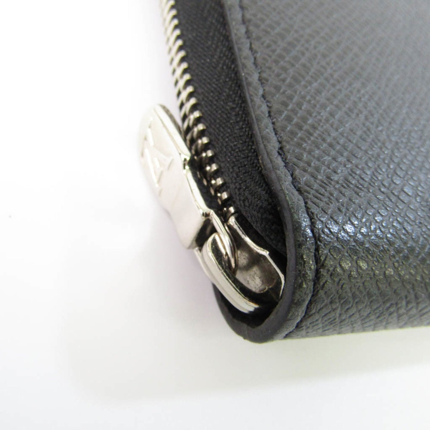 Louis Vuitton Black Leather Zippy organizer wallet accessories