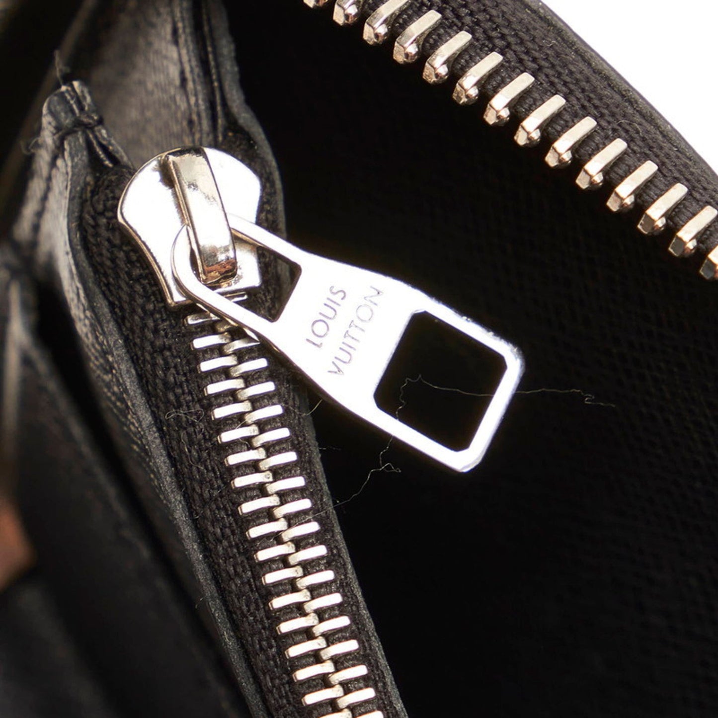 Louis Vuitton Black Leather Zippy Wallet Vertical wallet accessories