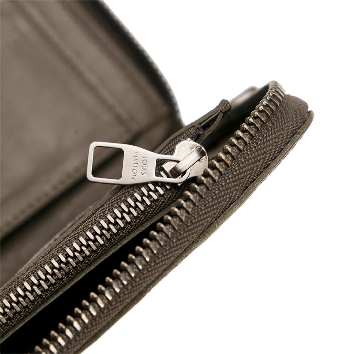 Louis Vuitton Brown Leather Zippy wallet wallet accessories