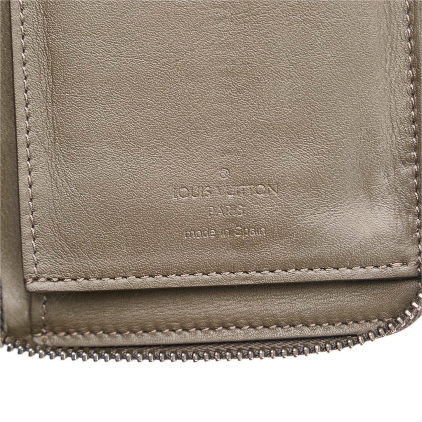 Louis Vuitton Brown Leather Zippy wallet wallet accessories