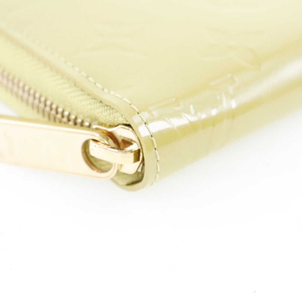 Louis Vuitton Green Patent leather Zippy wallet wallet accessories