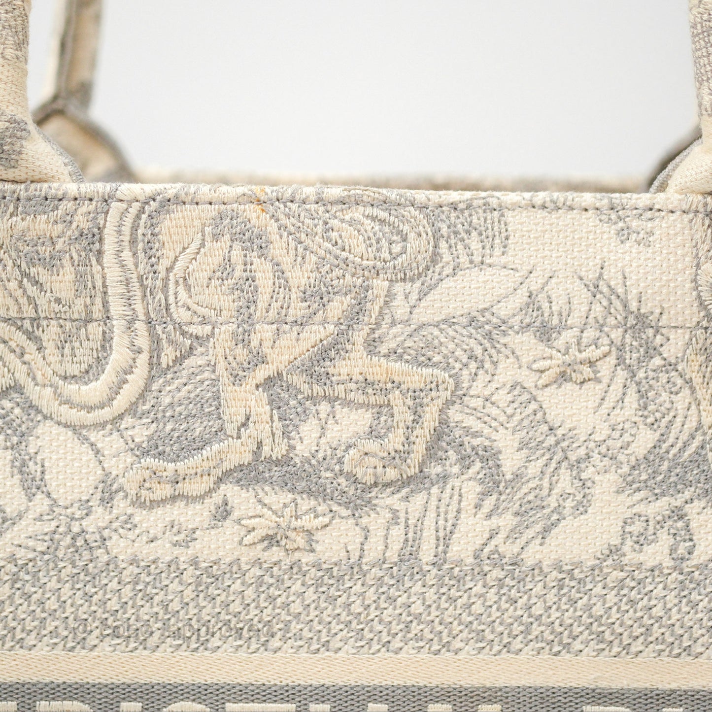 Dior Medium (Old Small) Embroidered Toile De Jouy Book Tote Light Grey Canvas