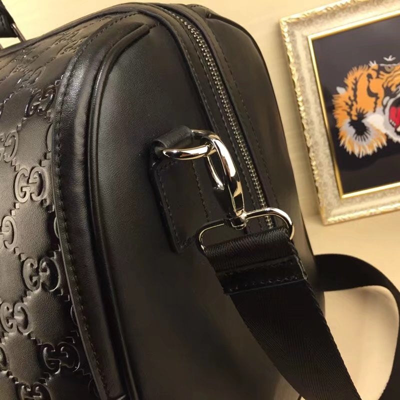 Gucci Bags - The Tote 1023