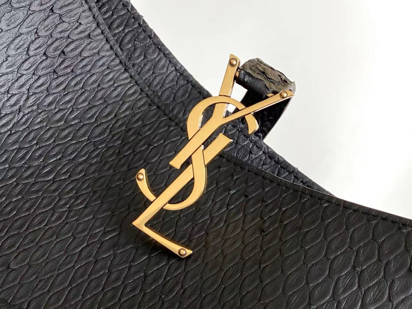 Yves Saint Laurent Hobo Bag