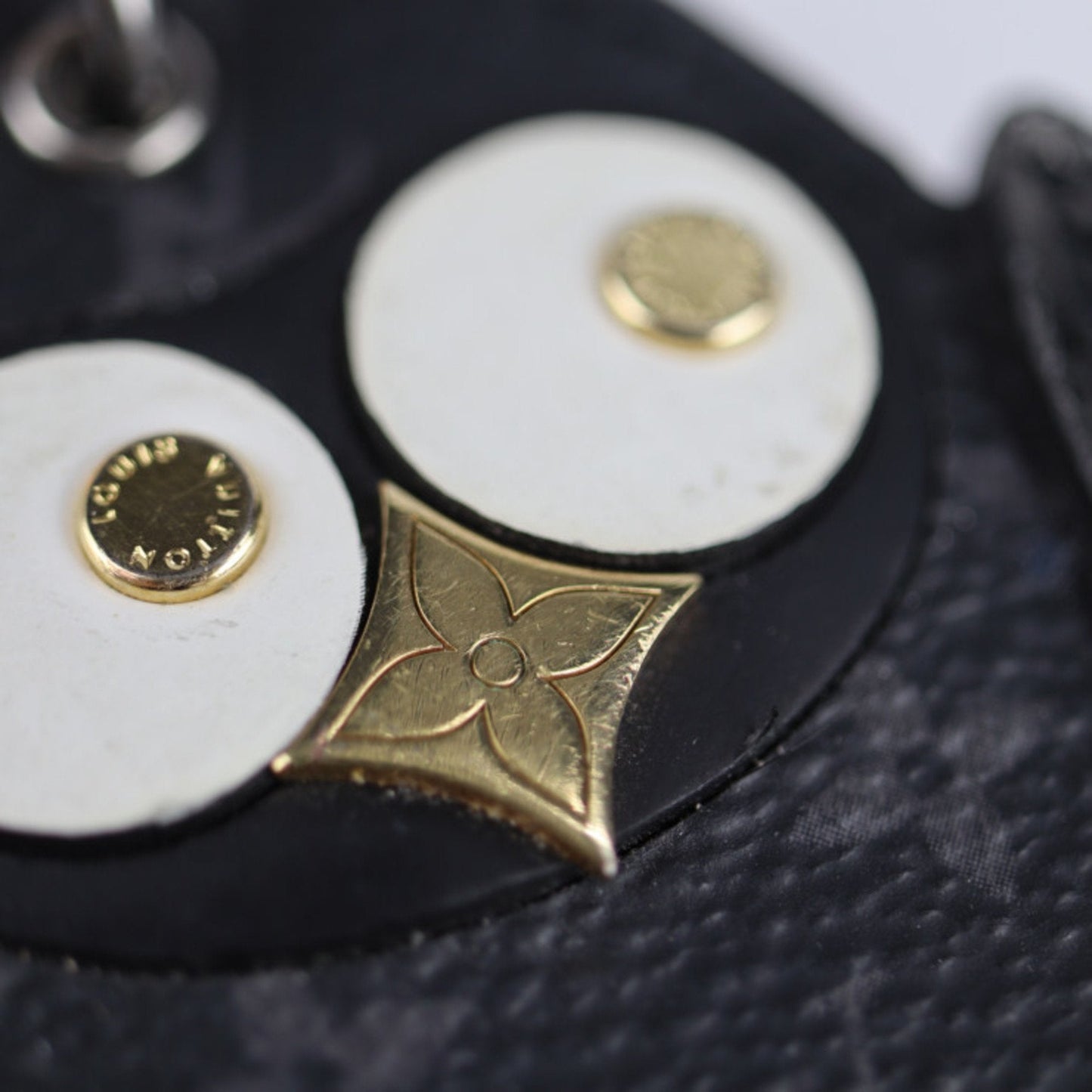 Louis Vuitton Black Metal Bijoux de sac chaine et porte cles wallet accessories