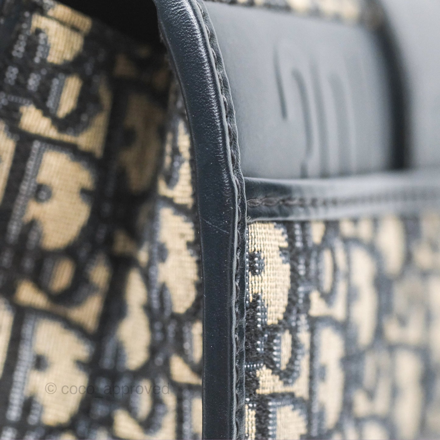 Christian Dior 30 Montaigne with Chain Blue Dior Oblique Jacquard
