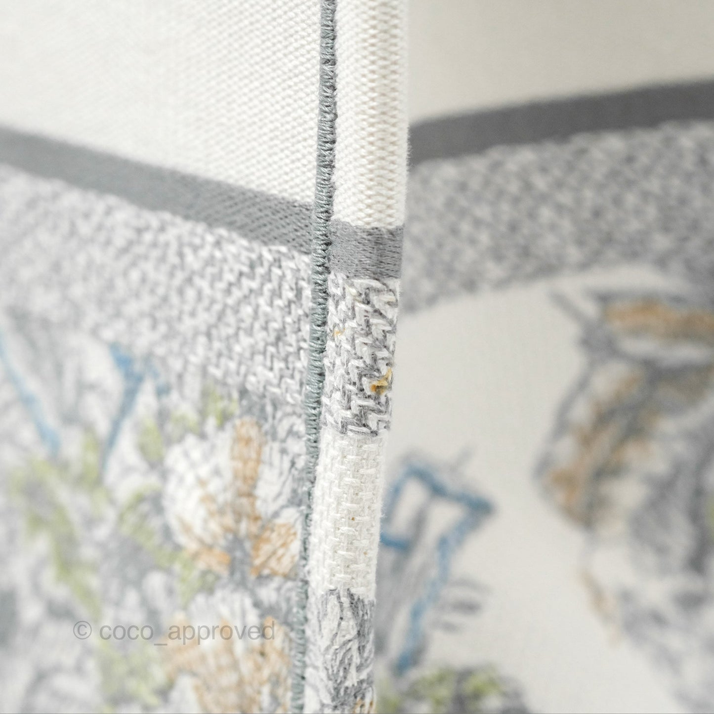 Christian Dior Medium(Old Small) Book Tote White Multicolor Rêve d'Infini Embroidery