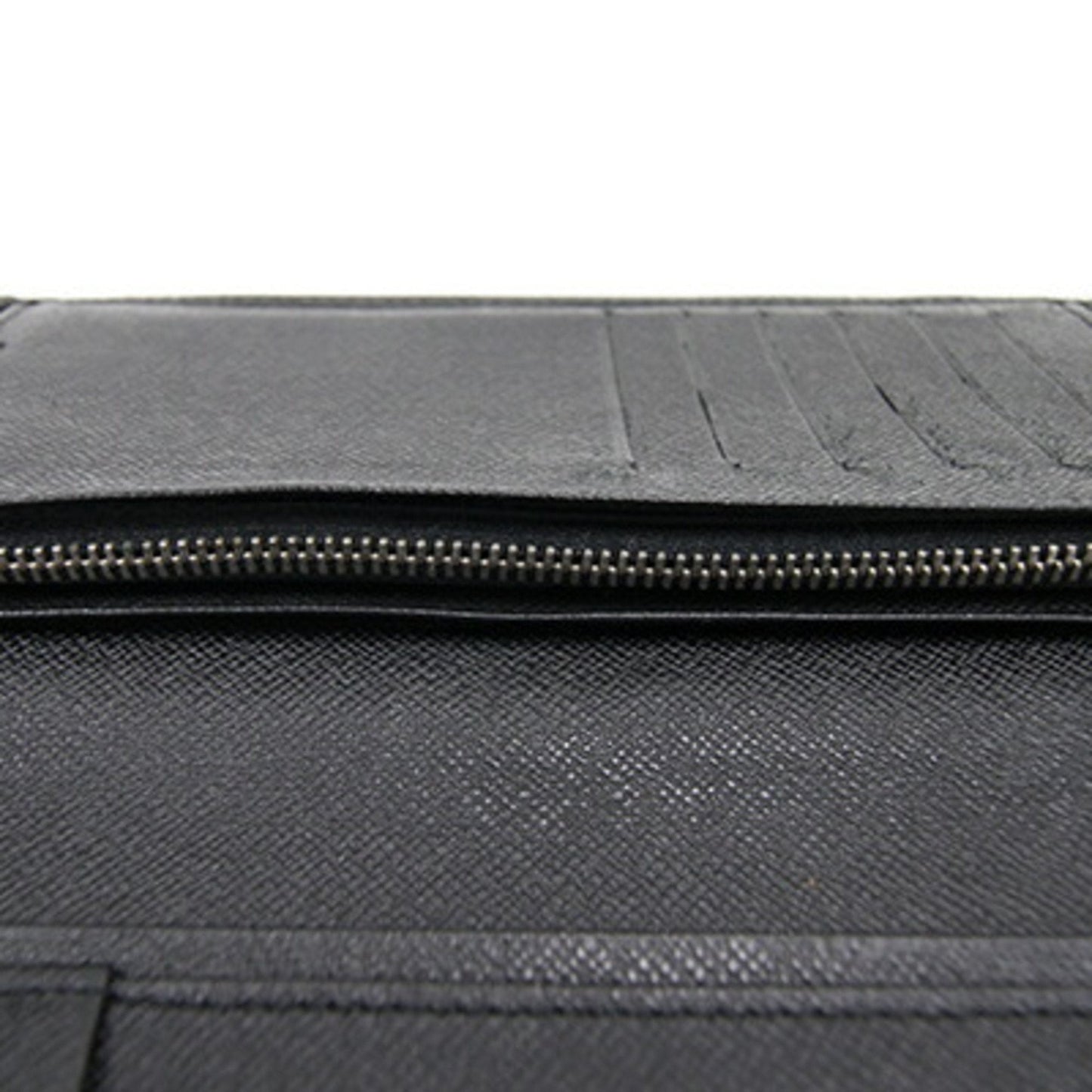 Louis Vuitton Black Leather Brazza (cuir Taïga) wallet accessories