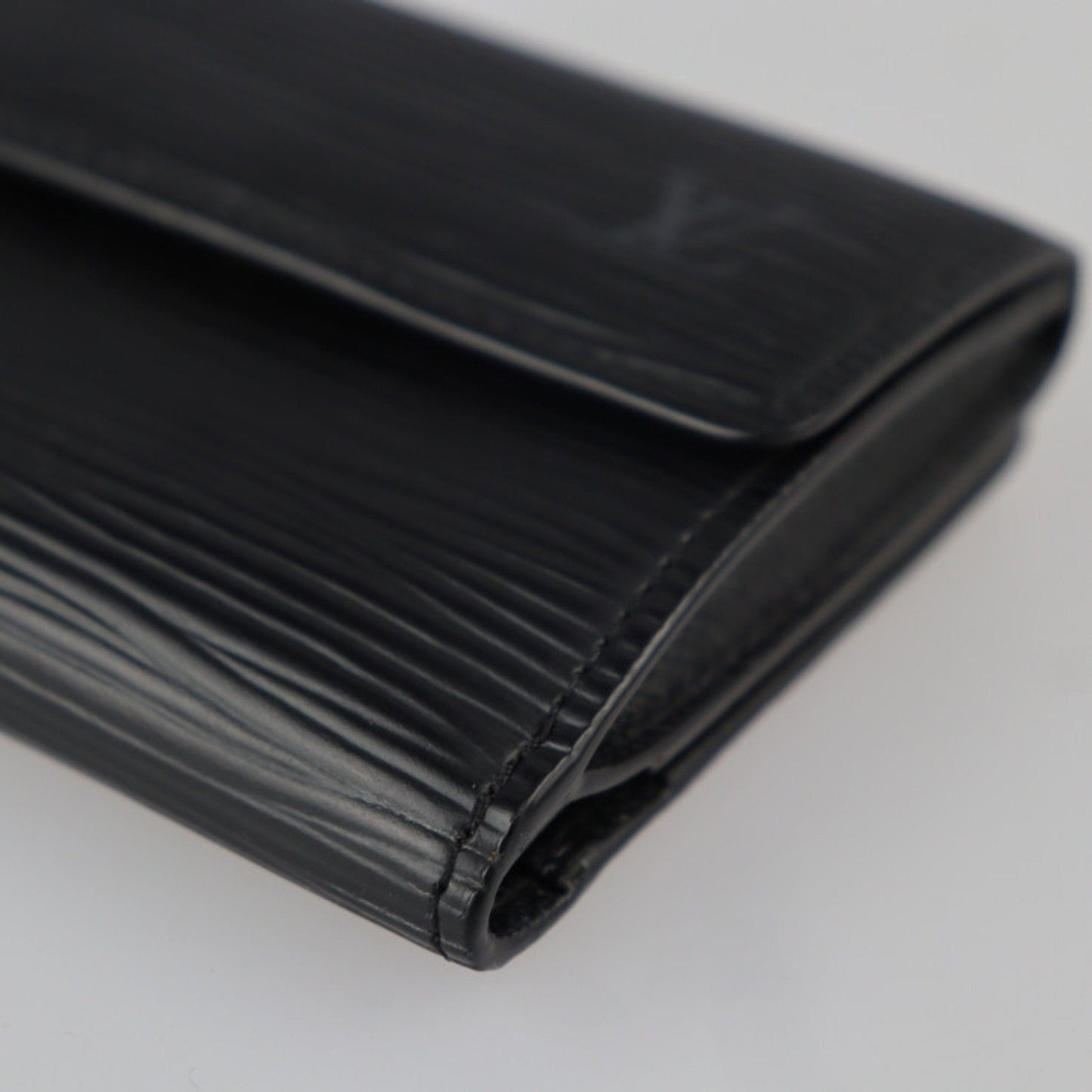 Louis Vuitton Black Leather Ludlow wallet accessories