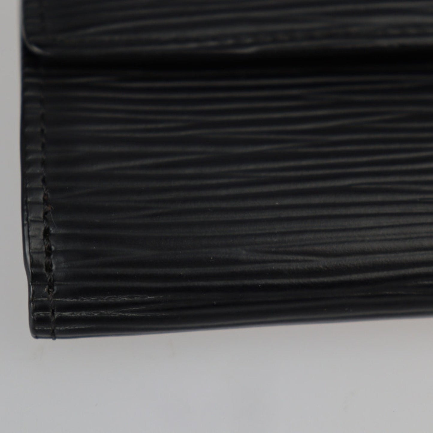 Louis Vuitton Black Leather Ludlow wallet accessories