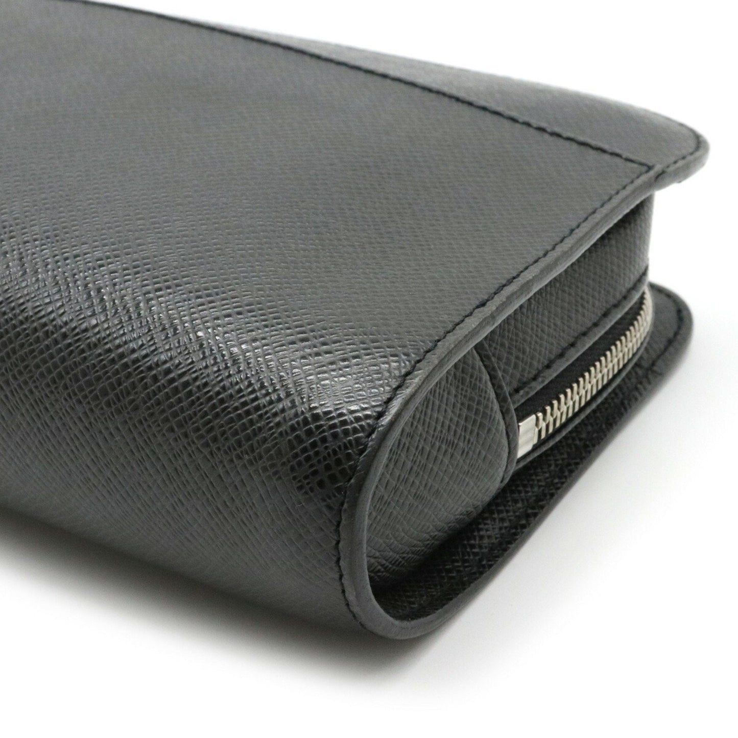 Louis Vuitton Black Leather Zippy XL wallet accessories