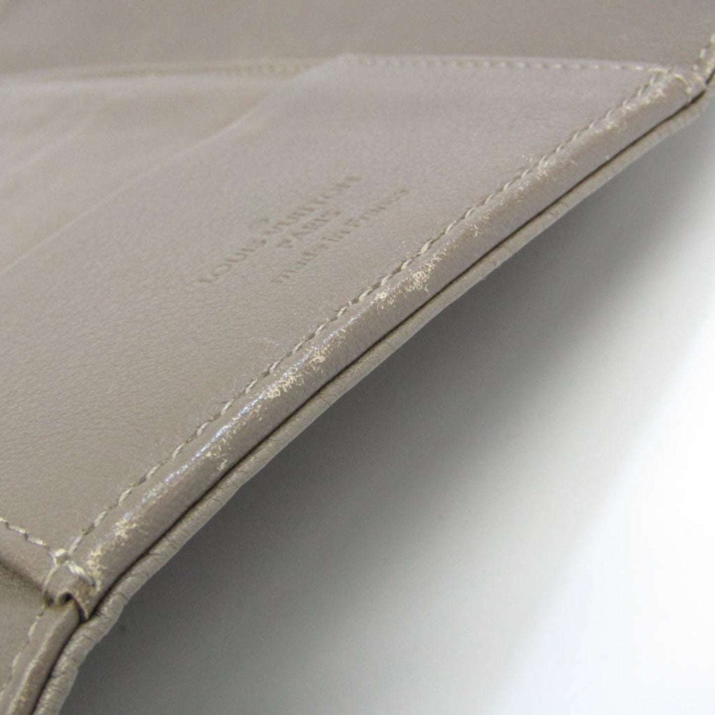 Louis Vuitton Beige Leather Mahina wallet accessories