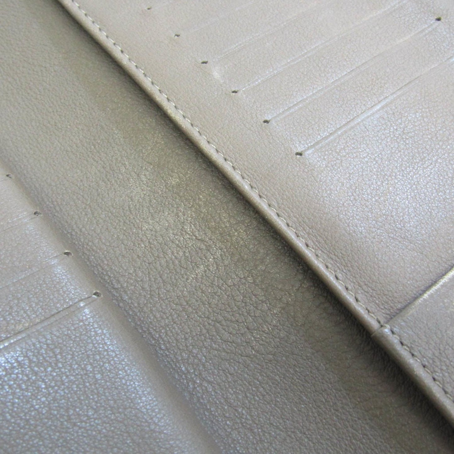 Louis Vuitton Beige Leather Mahina wallet accessories
