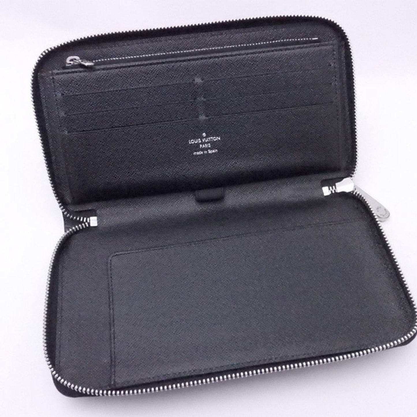 Louis Vuitton Black Leather Portefeuille zippy wallet accessories