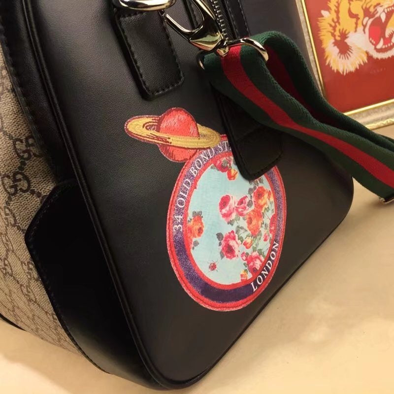 Gucci Bags - The Tote 1025