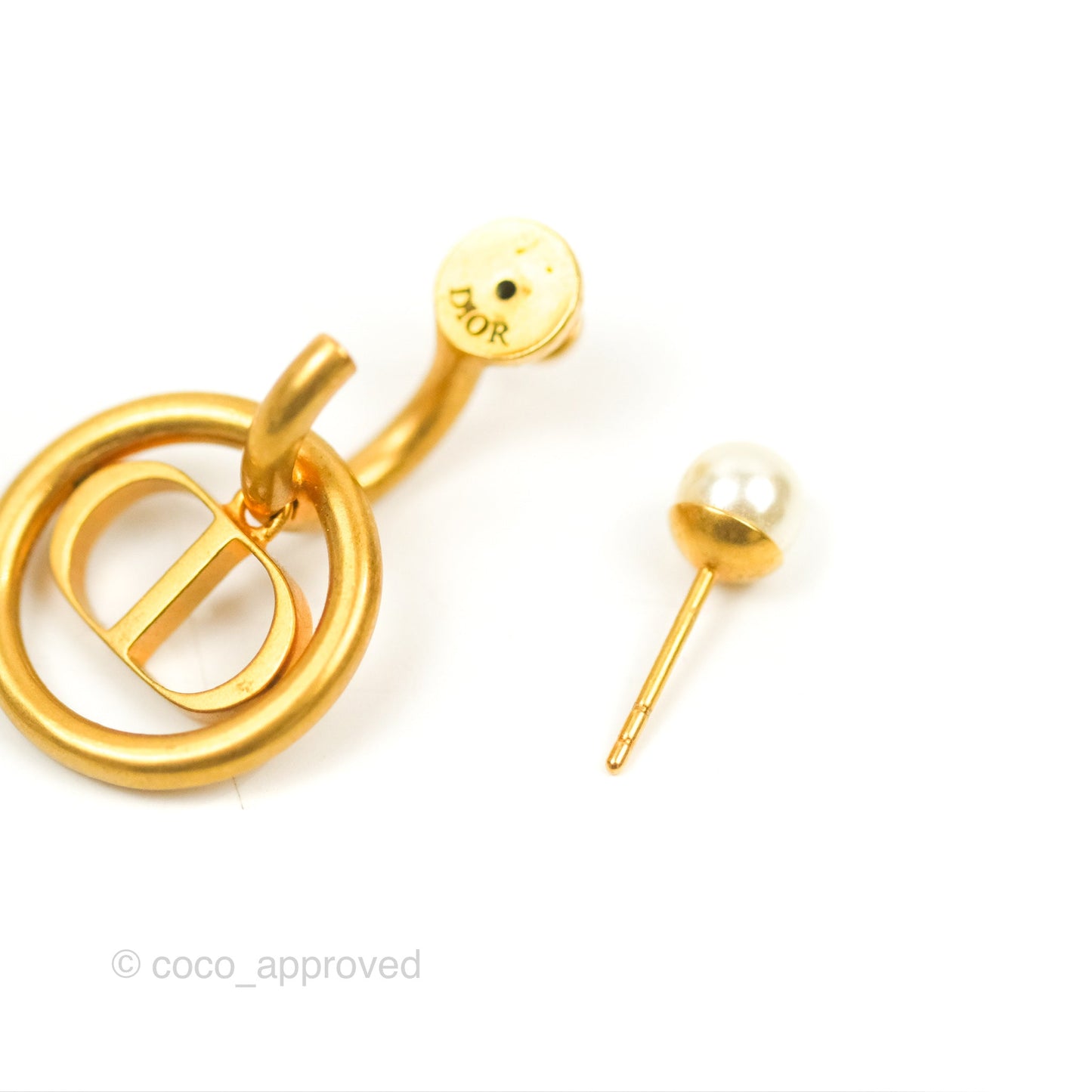 Dior 30 Montaigne Pearl Drop Earrings Gold Tone