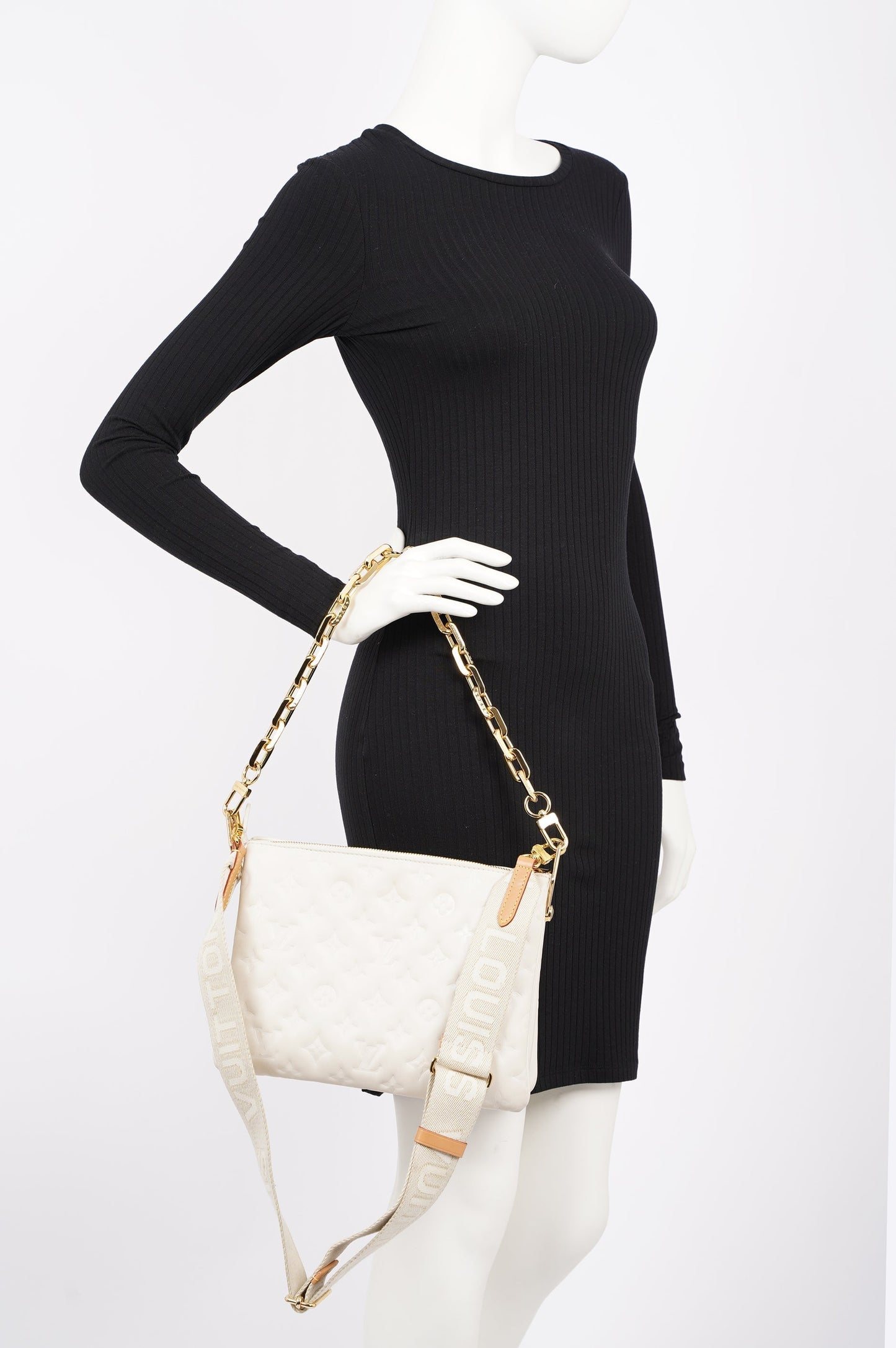 Louis Vuitton Womens Coussin Cream PM