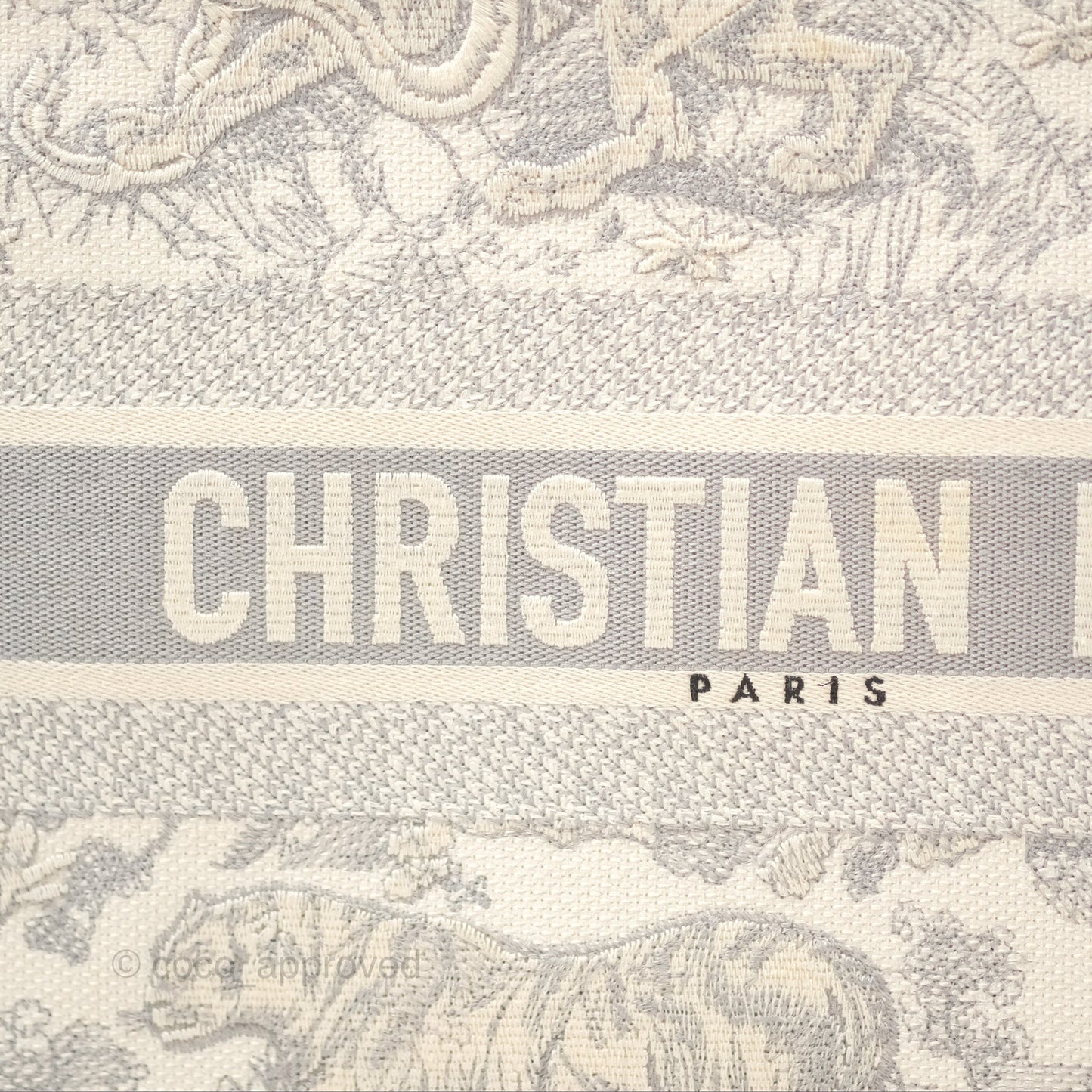 Dior Medium (Old Small) Embroidered Toile De Jouy Book Tote Light Grey Canvas