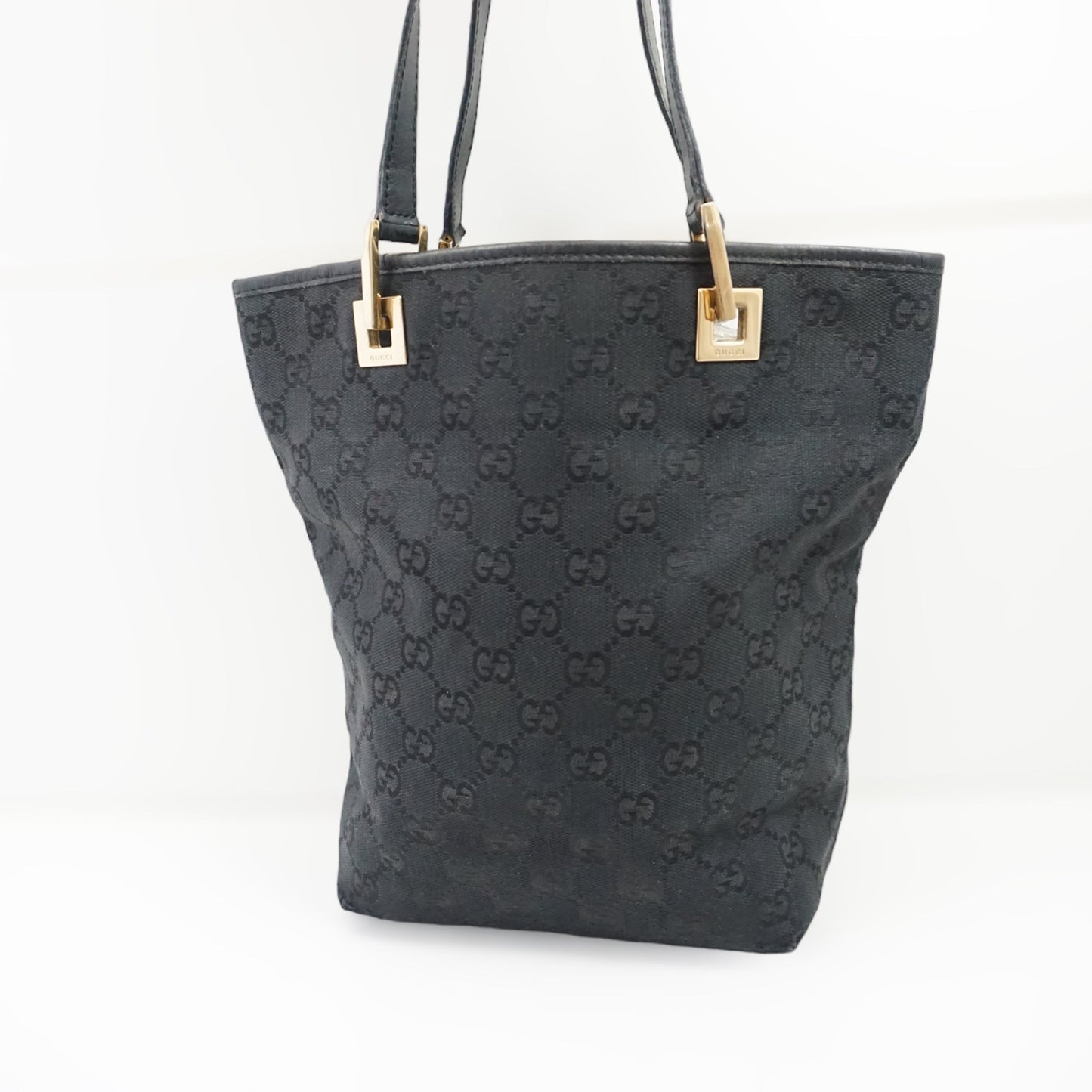 Gucci Mini Bucketbag