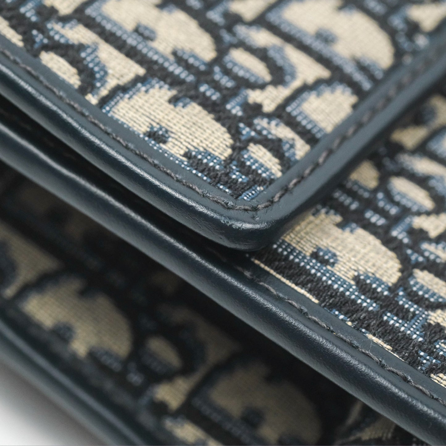 Christian Dior 30 Montaigne with Chain Blue Dior Oblique Jacquard
