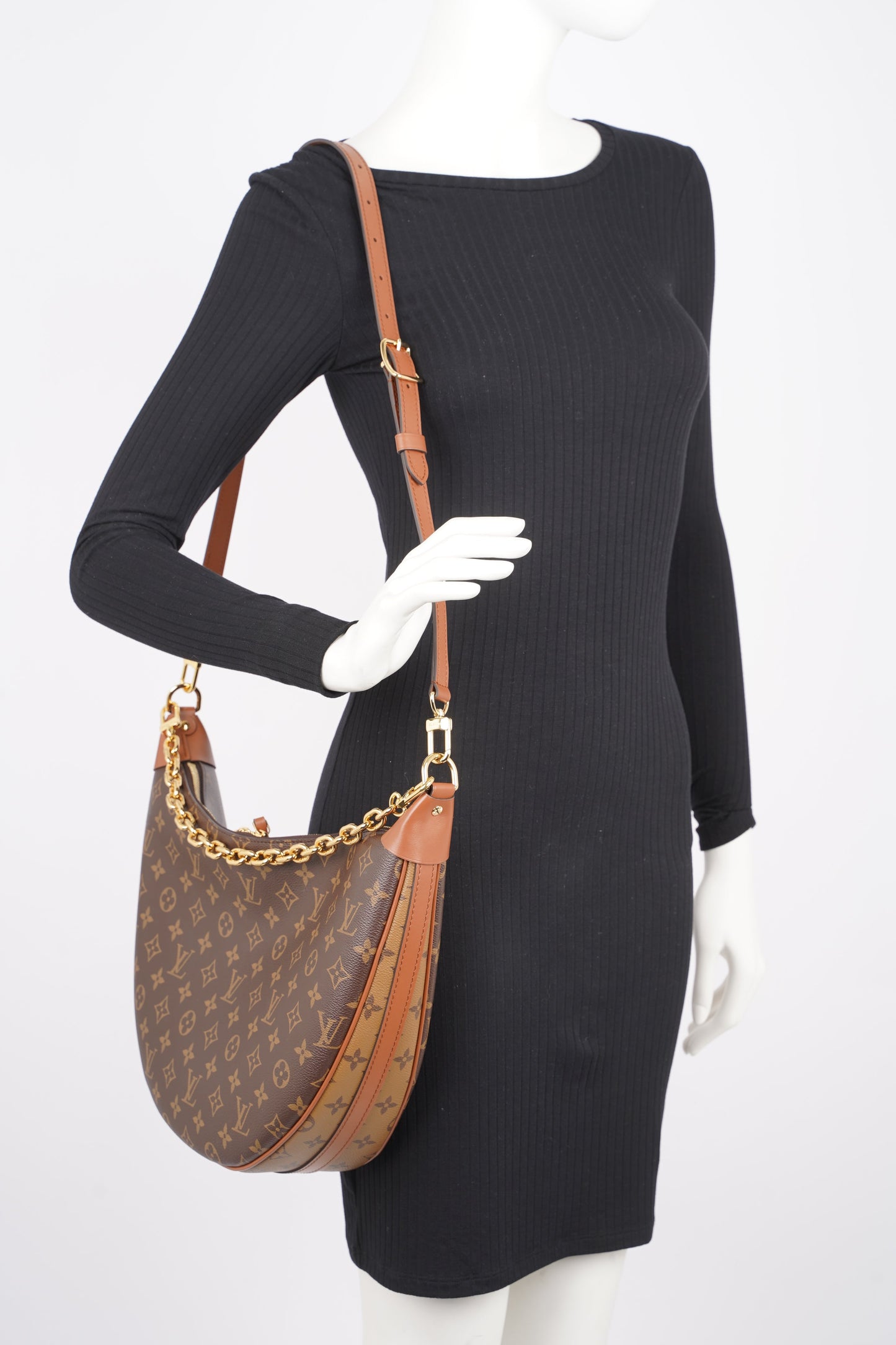 Louis Vuitton Womens Loop Hobo Bag Monogram