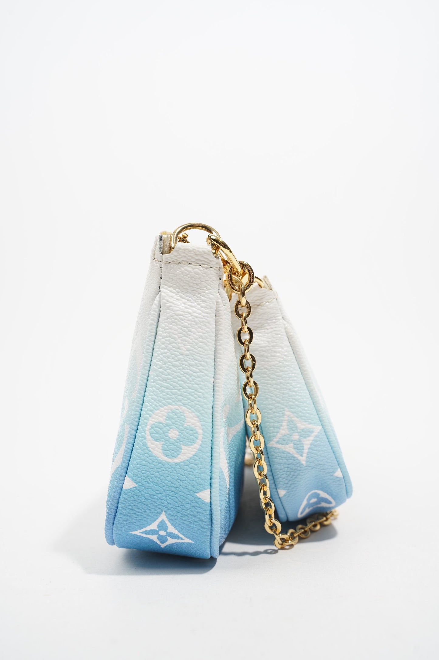 Louis Vuitton Womens Multi Pochette By The Pool