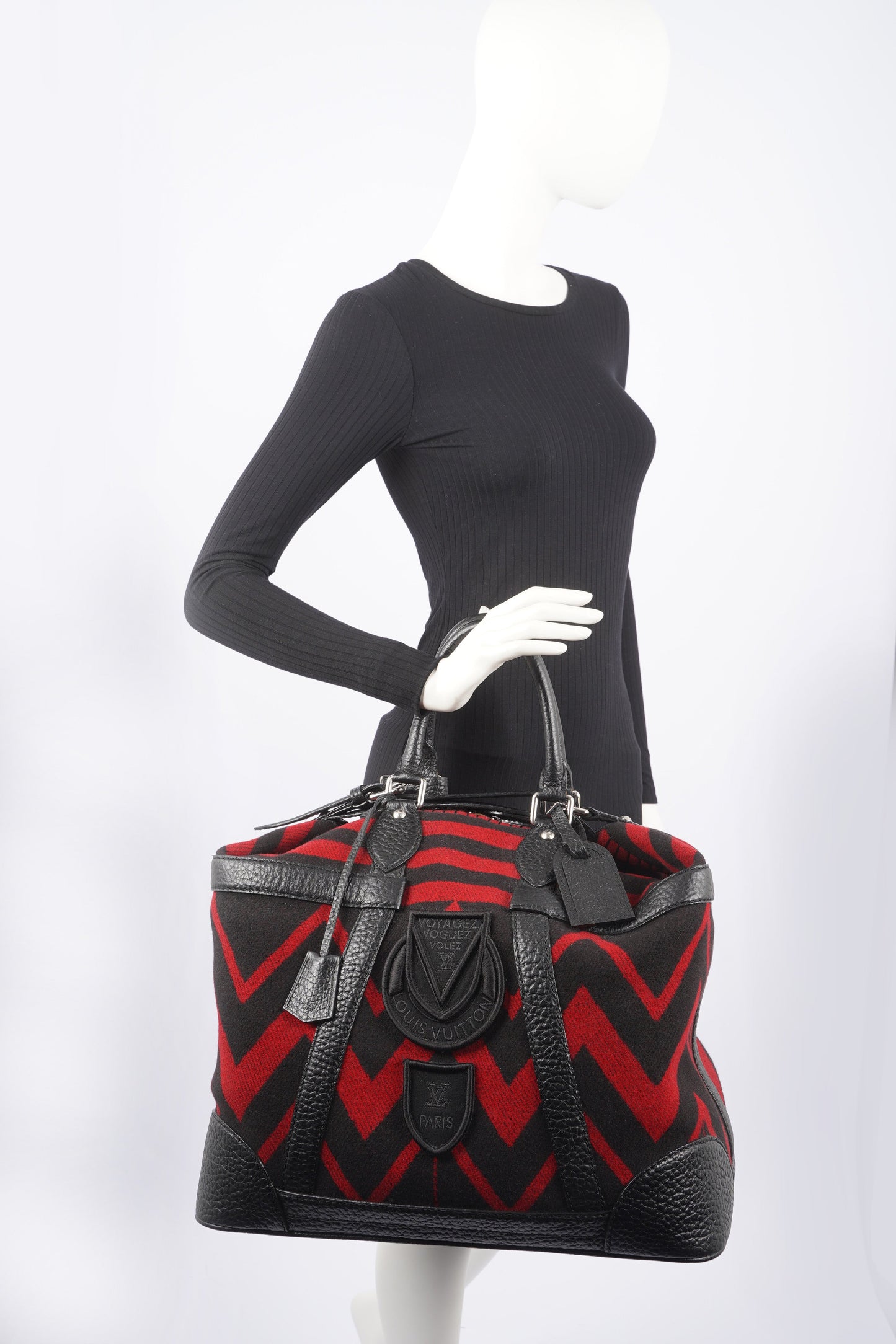 Louis Vuitton Womens Grimaud Vail Blanket Weekend Bag Black Red