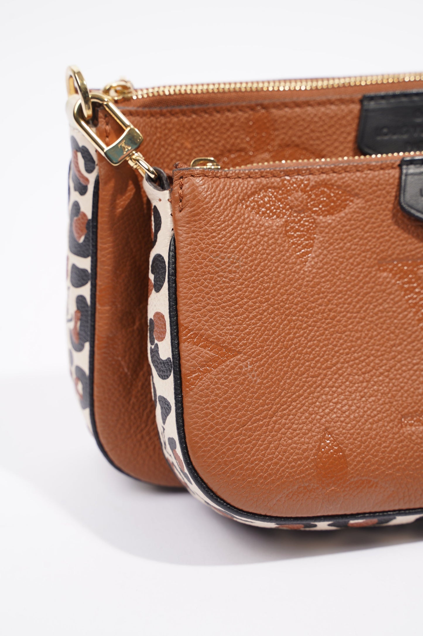 Louis Vuitton Womens Multi Pochette Accessoires Tan / Leopard