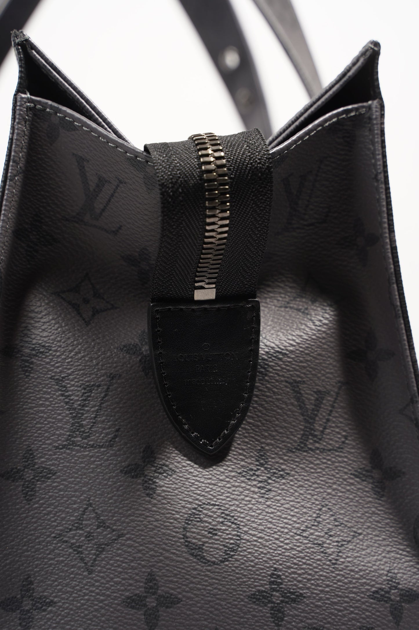 Louis Vuitton Mens New Cabas Zippe GM